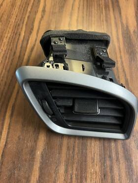 687605aa0a Nissan Murano Dash Dashboard Right Side Ac Air Vent Grille Oem 2015 - 2018