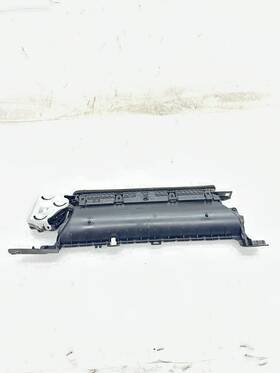 1807437-00-a Oem 1837437-00-a Tesla Model 3 Air Vent Nozzle Front Windscreen