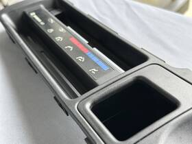 30013672 Oem 98-01 Chevy Metro Hvac Heater Panel Dash Center Vent Trim
