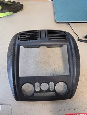 55211 Oem 2000 Mazda Protege Dash / Radio Heater Bezel Black
