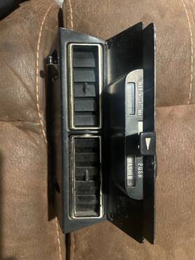 6499625 Oem 1972-1975 C3 Corvette Windshield Wiper Switch Bezel Center Console Plate W / Ac