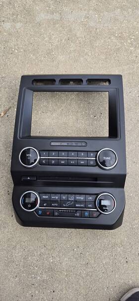 Jl3t-18e243-bkk Oem 2018 Ford F150 Center Dash Panel Bezel With Radio And Temperature Controls