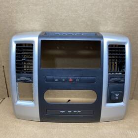 P68026057ab Oem 2009-2012 Dodge Ram 1500 2500 3500 Center Dash Radio Air Vent Bezel Trim