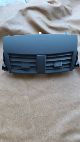 55663-42010 Oem Toyota Rav4 Dash Vent Ft06-12 Center Upper Bezel Trim A/c Vents Black