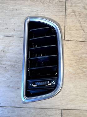 4598004001 Porsche 11-17 Cayenne S 958 Center Rear Right Ac A/c Air Vent Trim Cover Grille 4598004001 Porsche 11-17 Cayenne S 958 Center Rear Right Ac A/c Air Vent Trim Cover Grille