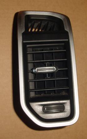 5yk061x7ad Ram 20 21 22 23 24 1500 2500 New Style Right Passenger Outer Dash Air Vent