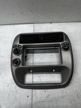 1l5x-3504302 Ranger 01-04 Ford Explorer Sport Trac Radio Dash Bezel 4wd Power Rear Window Switch S7 1l5x-3504302 Ranger 01-04 Ford Explorer Sport Trac Radio Dash Bezel 4wd Power Rear Window Switch S7