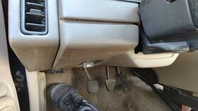 21040579 Saturn 92-94 Sc2 Coupe Lower Dash Under Column Knee Bolster Trim Panel Oem Tan 21040579 Saturn 92-94 Sc2 Coupe Lower Dash Under Column Knee Bolster Trim Panel Oem Tan