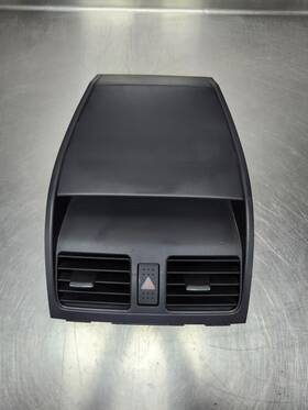 73610-80j0 Suzuki 07 13 Sx4 Front Upper Dash Center Air Vent Grille Trim Panel