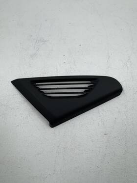 1047161-00-b Tesla 104716100b 2016-20tesla M X Dash Dashboard Left Side Bezel Molding Trim Cover