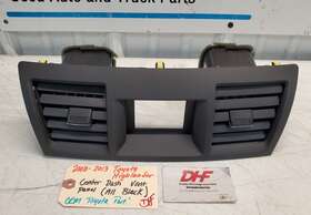 055651-e040 Toyota 2008-2013 Highlander Center Dash Ac Air Vents Radio Trim Bezel Oem