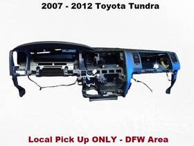 55301-0c030 Toyota 07 To 12 Tundra Dash Board Dashboard Instrument Panel With Vent