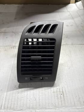 55641-a030 Toyota 2002-2006 Camry Dash Right Passenger Side Ac Air Vent Grille