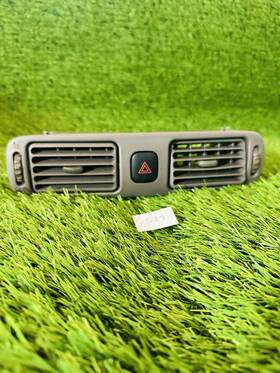 55660-12280 Toyota Corolla 98-00 Dashboard A/c Air Vent Center Assembly Oem