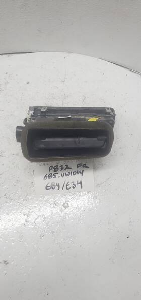 P832 Volkswagen 2014 Passat Front Right Dash Heater Air Vent Assembly