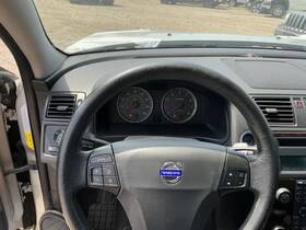 251-59009a Volvo Dash Panel 5 Cylinder With Center Speaker Fits 04-11 40 Series 845369