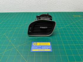 30791696 Volvo 11-18 S60 V60 Front Right Passenger Side Dash Fresh Air Vent Oem