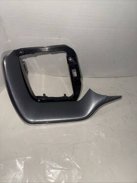 31417620 Volvo 2018-2026 Xc60 Dash Left Outer Air Vent Bezel Panel Oem 31417620/137
