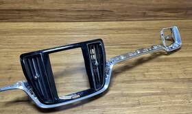 31651199 Volvo 2019-2025 S60 Center Right Front Dash Ac Air Vent Grille Oem