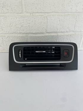8648807 Volvo 11-18 S60 V60 Center Dash Vent
