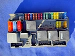2006-2009 Land Rover Range L322 Rear Fuse Relay Box Panel YQE500370 Oem. Fixed Price $45.00.