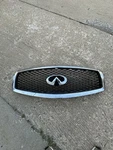 For Infiniti Q70L 2015 2016-2019 Front Bumper Grille W/camera Option. Fixed Price $100.00.