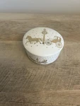 Studio Nova Golden Journey White Porcelain W/gold Christmas Trinket/jewelry Box. Fixed Price $14.00.