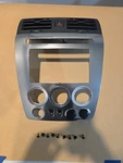 2006-2010 Hummer H3 Radio,climate Control, Vents Bezel Trim Silver Black Oem. Fixed Price $88.00.