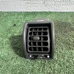 94-99 Land Rover Discovery Outer Dash Vent Left Right AWR1194LNF B157. Fixed Price $20.00.