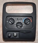 02-04 Jeep Liberty Oem Heat/ac Climate Control, Ash Tray, Radio Bezel Trim. Fixed Price $64.95.