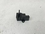 1995 Mercedes-benz W124 E300D Sedan Rear Headrest Vacuum Valve Oem. Fixed Price $39.00.