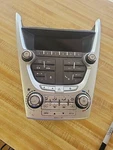 2011 Chevy Equinox Radio Heater Control Panel And Screen Oem 2020042 / AA17. Fixed Price $69.00.
