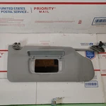 03-07 Honda Accord Passenger Right Sun Visor Gray W/ Lighted Mirror Oem. Fixed Price $40.45.
