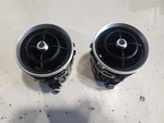 Alfa Romeo Giulia 952 17-19 2.0L Right & Left Dash Vents Oem 18. Fixed Price $81.00.
