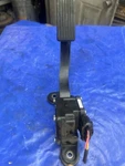 2011-2013 Kia Sorento Gas Accelerator Pedal 32700-1U000 Oem 2012. Fixed Price $55.00.