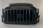 05-07 Mercury Mariner Dash Center Left Air Vent U3CA053348629 Oem. Fixed Price $20.00.