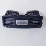 Mercedes Class W463 G350 2015 Centre Dash Air Vent With Locking Diff Switches. Fixed Price $1217.34.