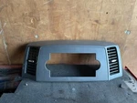 2005-2007 Jeep Grand Cherokee Dash Radio Trim Bezel W Vents Gray B30. Fixed Price $60.00.