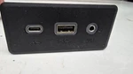 2018 Gmc Terrain Center Console Usb Port & Audio Auxiliar Oem 84260037. Fixed Price $25.00.