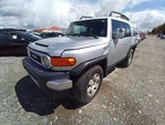 Fj Cruisr 2007 Glove Box 11996729. Fixed Price $111.02.